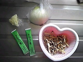 2012年4月16日のお昼の食材