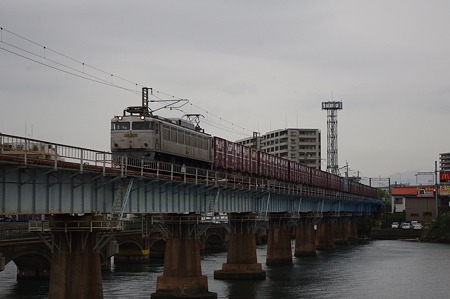 EF81+コキ50000形