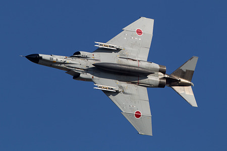 Maneuver Flight_F-4_05