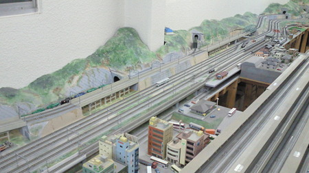 201112271612000