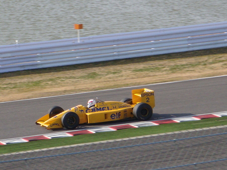 ロータスＨＯＮＤＡ