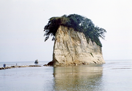 珠洲市　見附島