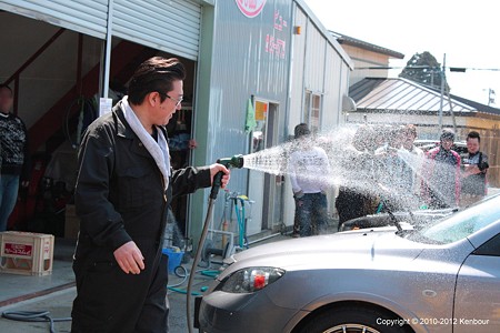 Blog_20120415_ViewCoatOff_21
