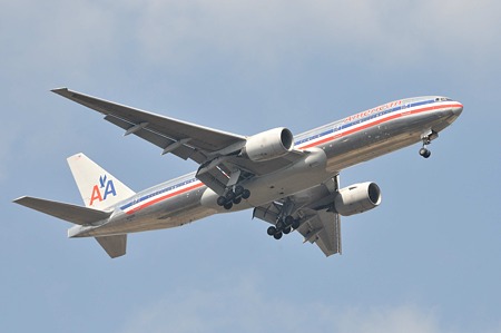 0401N-12-AAL-B777-200-N755AN