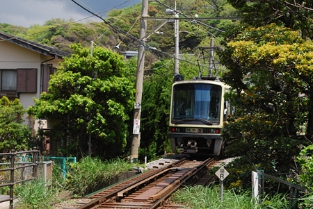 稲村ケ崎駅近く