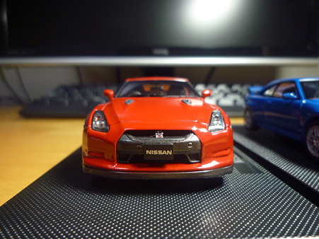 NISSAN GT-R Blakc edition front
